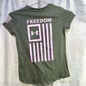 Under Armour Gray with Pink USA Freedom Flag Girls T-Shirt Size YMD/JM/M
